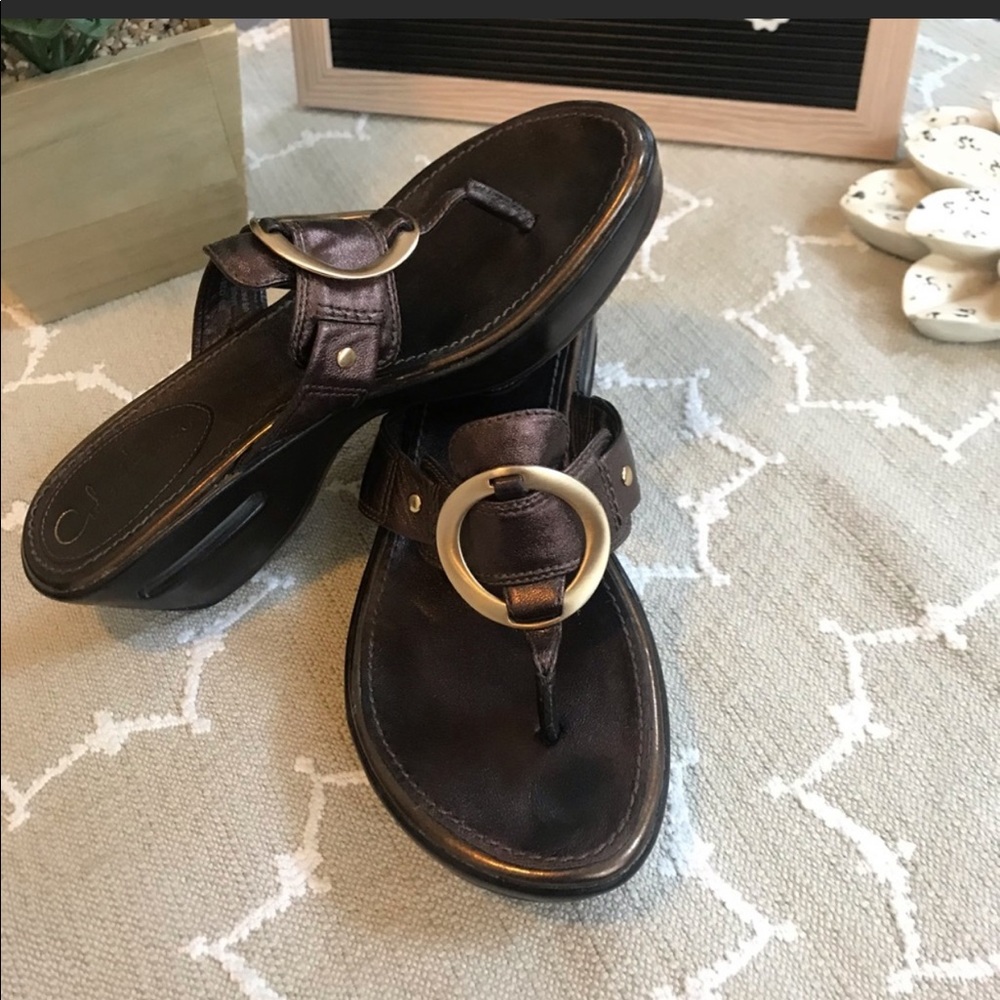Cole Haan + Nike Air collaboration Sandals!